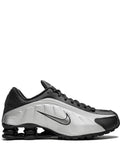 Shox R4 Sneakers