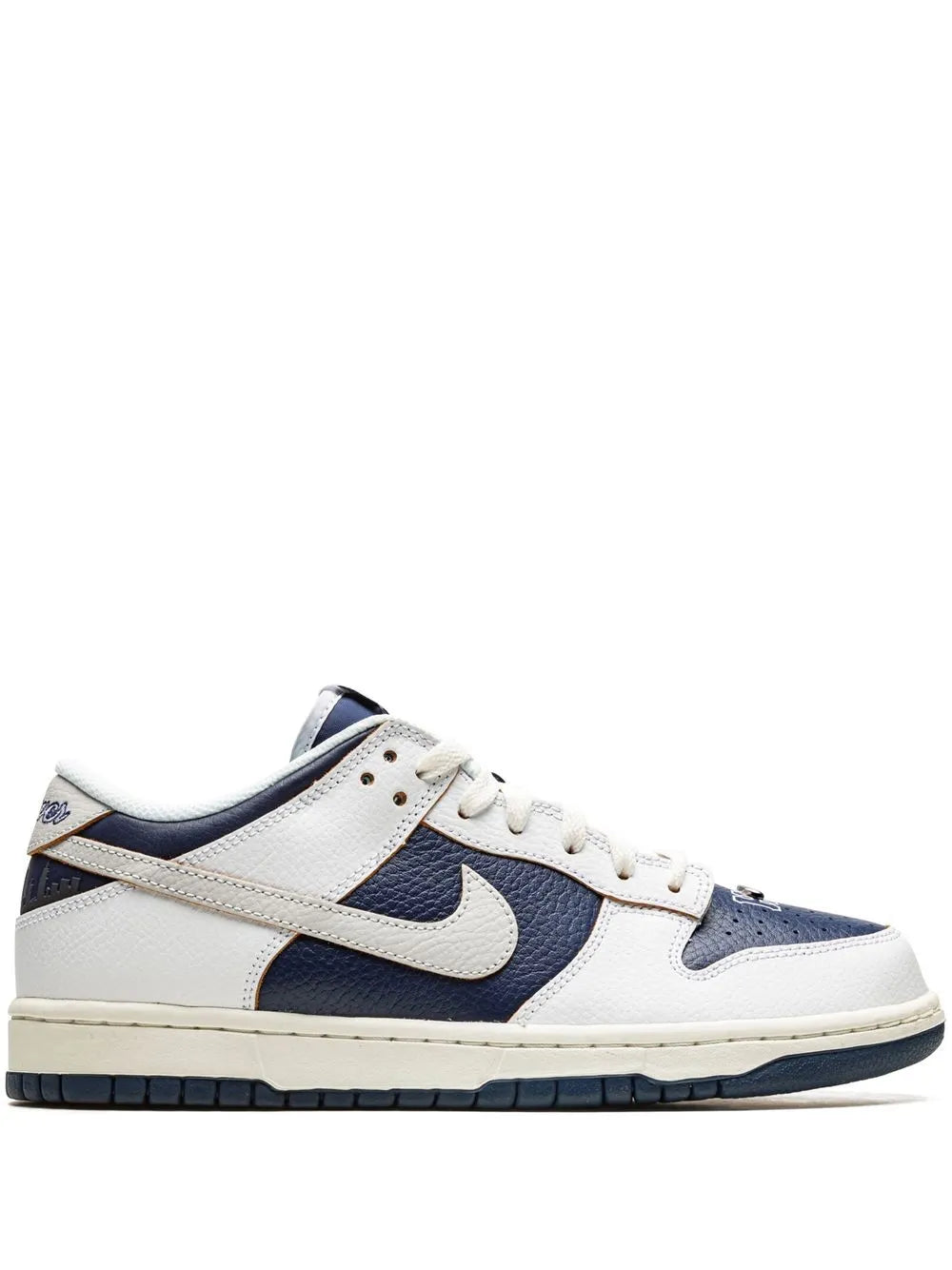 X Huf Sb Dunk Low Nyc Sneakers