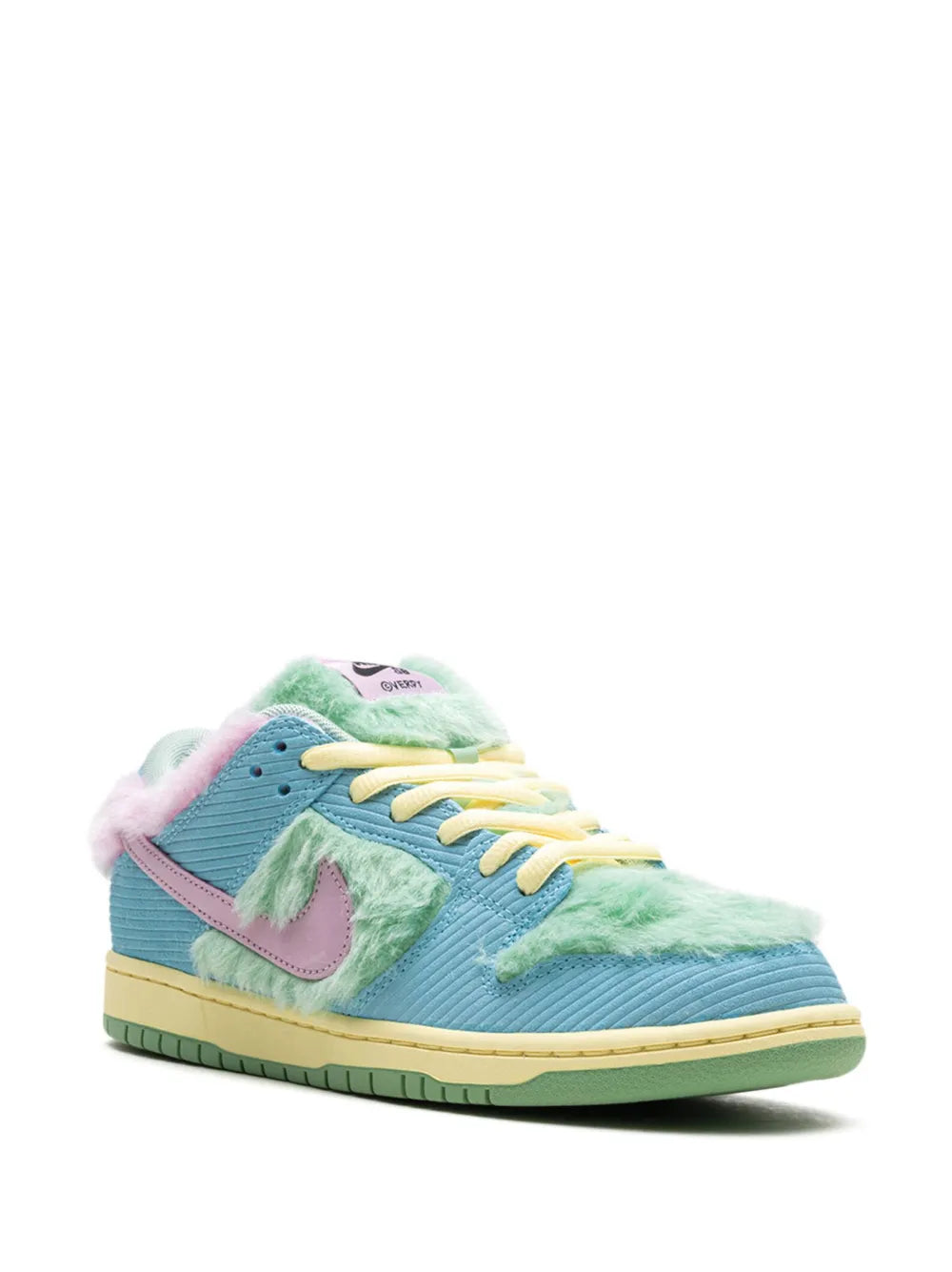 Sb Dunk Low Verdy Visty Sneakers