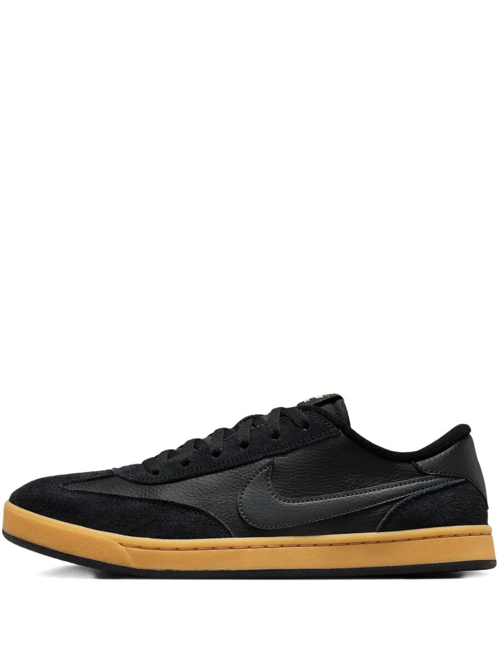 Sb Fc Classic Sneakers