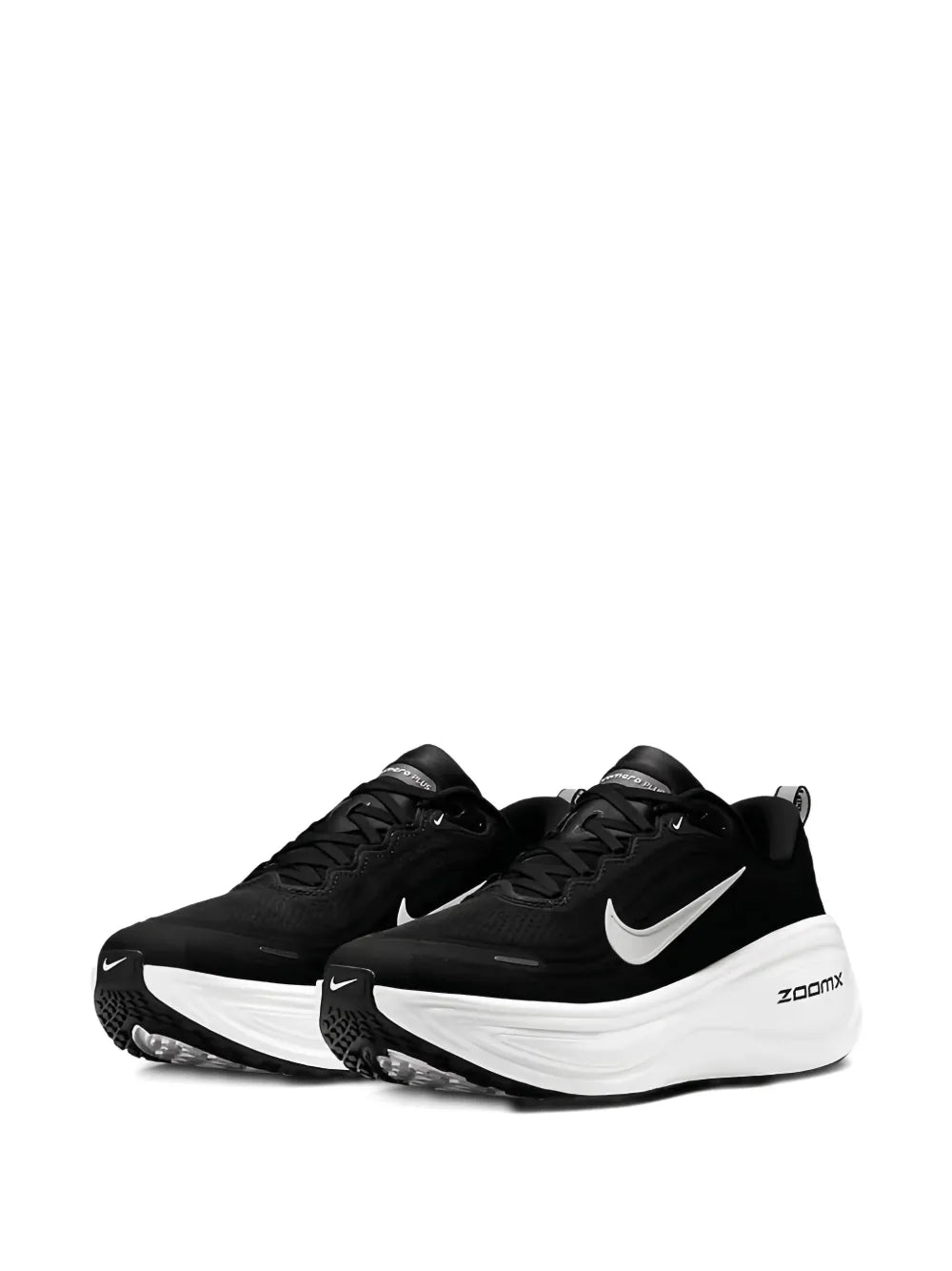 Vomero Plus Sneakers